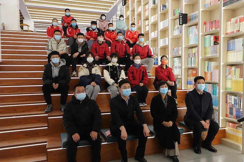 爱心助学，，，，，，情系教育